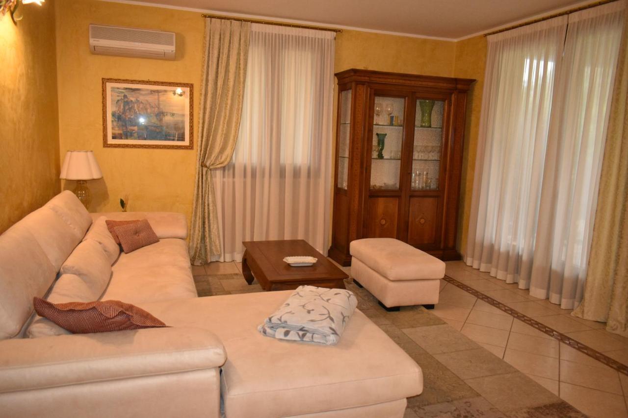 Montinelle Casa Ulivoヴィラ エクステリア 写真